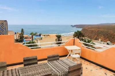 Image de 3 Bed, Seaview Apartment, Roof Terrace