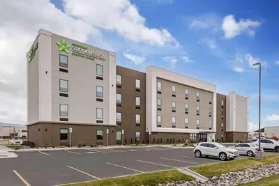 Image de Superior Double Room for Group or Family Stays | Free On-site Parking!