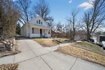 Image de Fantastic 3-bedroom house with Ac in charming Benson Omaha