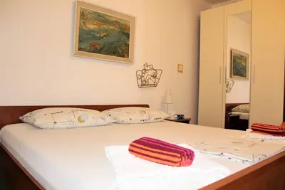 Image de Appartement de deux chambres avec le balcon Primosten (A-27861-b)