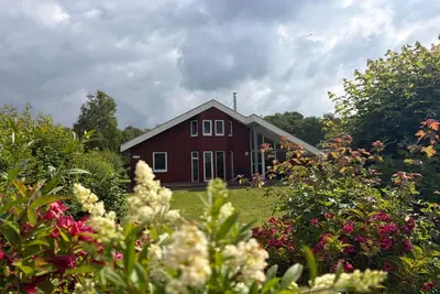 Image de Maison de style scandinave avec jardin dans le village portuaire de Rechlin