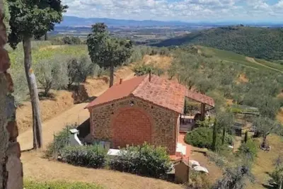 Image de Secluded Barn nestled in the vineyards, private garden, and breathtaking views.