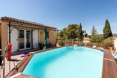 Image de Le Cocon de Cruzy - Climatisé avec piscine privée