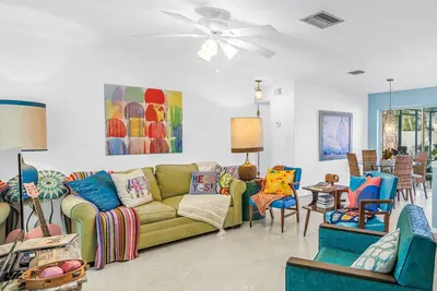 Image de Beach-Close 3br Largo Getaway + Lanai