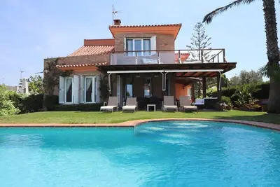 Image de Casa Derroche-Private Pool Villa with Stunning Sea Views for 8 guests in Roche
