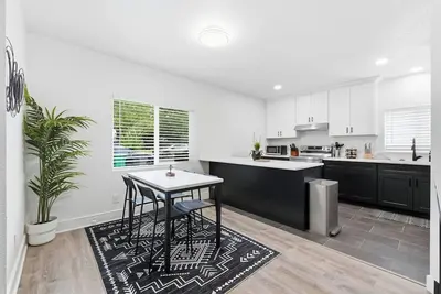 Image de New Modern Home in Se Portland