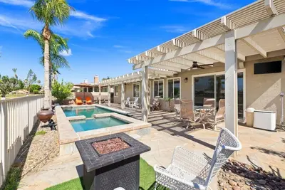 Image de The Royal Fairway | 5br/4ba Pool, Spa & Golf Views