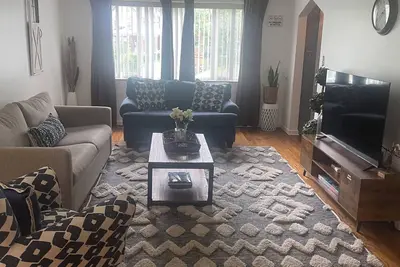 Image de Relaxing 2br Apartment Near Uc & Downtown