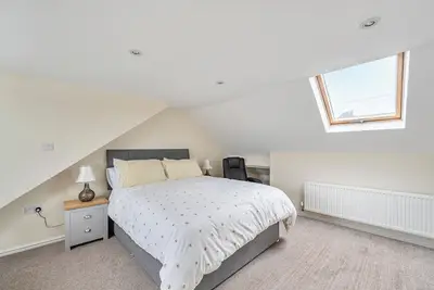 Image de Cottage Sleeps 6 with Parking & Garden