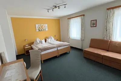 Image de Family Rooms - LongStay - Inn - Roseggerhof Guesthouse