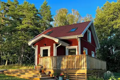 Image de Maison au bord du lac avec plage privée dans le Sörmland