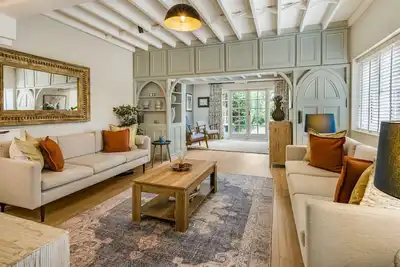 Image de The Old Bakery - sleeps 6 guests  in 3 bedrooms