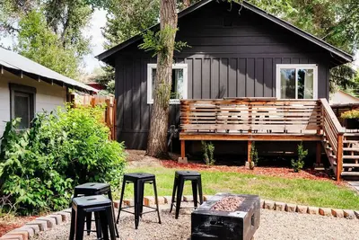 Image de Little House on Taylor - 2 Bedroom Cottage in Walkable Downtown Location