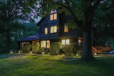 Image de Spacious Peaceful 5 Br Home with a View in Hudson Valley