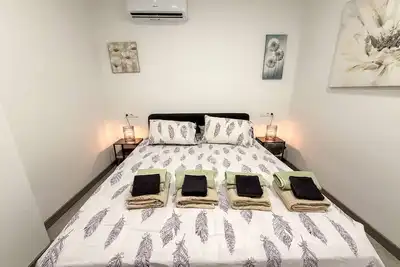 Image de Hidden gem! 1 bedroom flat, mins walk to La Cala