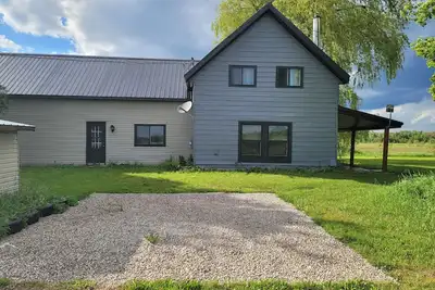 Image de Country Cottage Near Lion’s Head