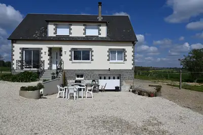 Image de Modern Normandy House 7 Bedrooms sleeps 14