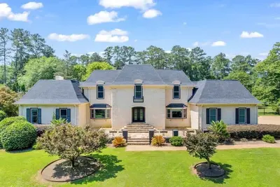Image de The Wexford French Chateau w/ Pool