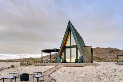 Image de Picturesque A-frame Beautifully Design in Terlingua, Texas