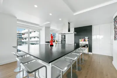 Image de Grand appartement avec vue Paris