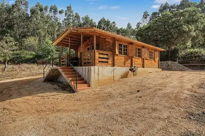 Image de Chalet « Orange Lodge » avec piscine partagée, terrasse privée et Wi-Fi