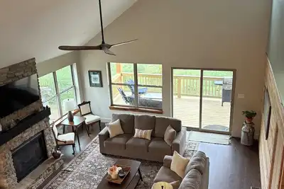 Image de Brand New 3-bedroom house in adorable Ligonier