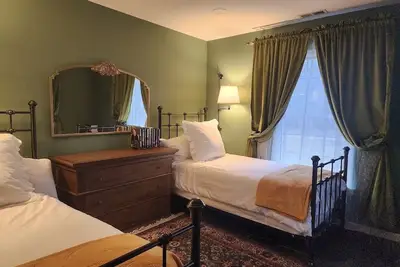 Image de Secluded House on 55 ac w/pool 5 Mins to New Paltz