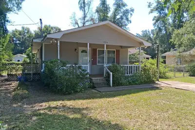 Image de King-Size Bed, , 1 or 2-Bedrooms, 1 bathroom, Walk to Beach-Quiet Neighborhood