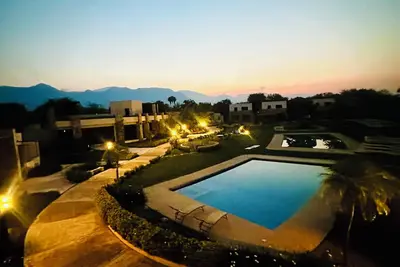 Image de Beautiful villa 45 minutes from Monterrey with 3 pools, as well as paddle tennis, soccer, and basketball courts