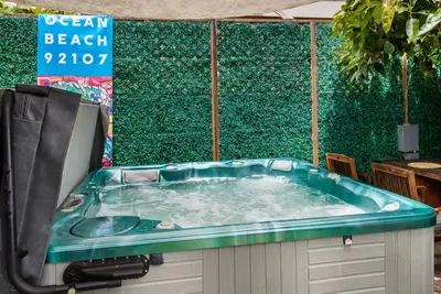 Image de Avocado Hut - Jacuzzi, parking gratuit