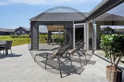 Image de Amazing home in Bogense with sauna