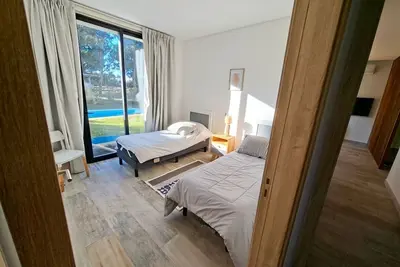 Image de House Across from the Golf Course · Radiant Floor Heating and Pool