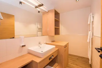 Image de 2-Bedroom Apartment (Net Floor Area) - Hotel-Restaurant Gruber