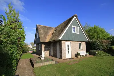 Image de Villa de luxe en bord de mer avec jardin