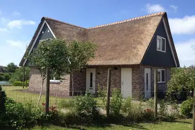 Image de Villa en bord de mer avec jardin et accès à l'eau