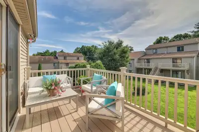 Image de Bristol Condo Near Espn Hq & Lake Compounce!