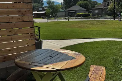 Image de Bienvenue au Big Horn Basecamp, lieu idéal pour petits ou grands groupes!