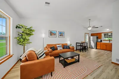 Image de Freshly Updated Salina Home - Near Downtown, Hospital & Kwu