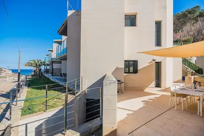 Image de Appartement à 20 m de la plage de Cala Molins