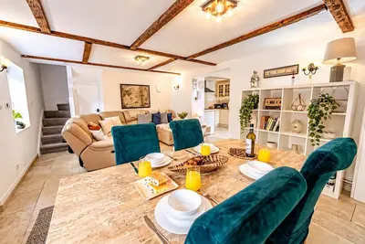 Image de Beautiful 3 Bed Cottage - Hot Tub & Free Parking