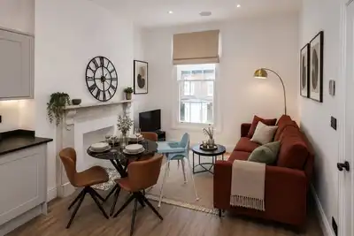 Image de Shambles Flat | Central Location | York Races