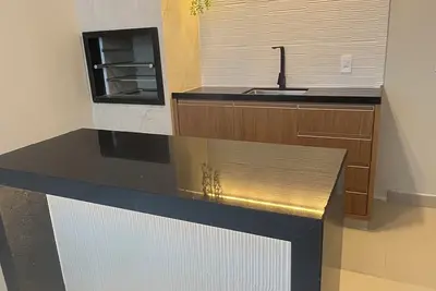 Image de Modern and cozy house 8 minutes from the beach.