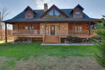 Image de Wonderful 6-bedroom house with Hot Tub in charming Luray