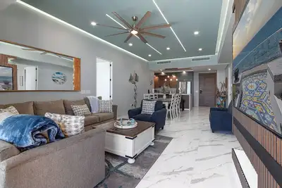 Image de R804 Encantame Soleil 3br Ocean View Condo with Modern Kitchen and Private Balcony
