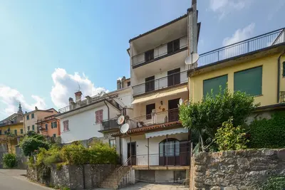 Image de Cozy apartment in Carro with WiFi