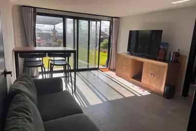 Image de Studio Apartment 10min to Airport