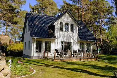 Image de Vacation home with a fireplace and sauna, about 250 meters from the sandy beach, Wi-Fi, washing machine
