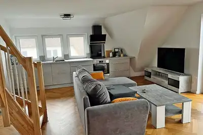 Image de Modern vacation rental with a fireplace, about 1, 300 meters from the sandy beach, 3 bedrooms, sleeps up to 6 people