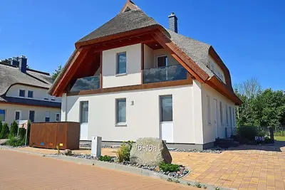Image de 2-story vacation home, quiet location, about 1. 3 kilometers from the sandy beach (Baltic Sea)