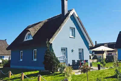 Image de Vacation home with a fireplace, about 200 meters from the sandy beach, Wi-Fi, pets welcome